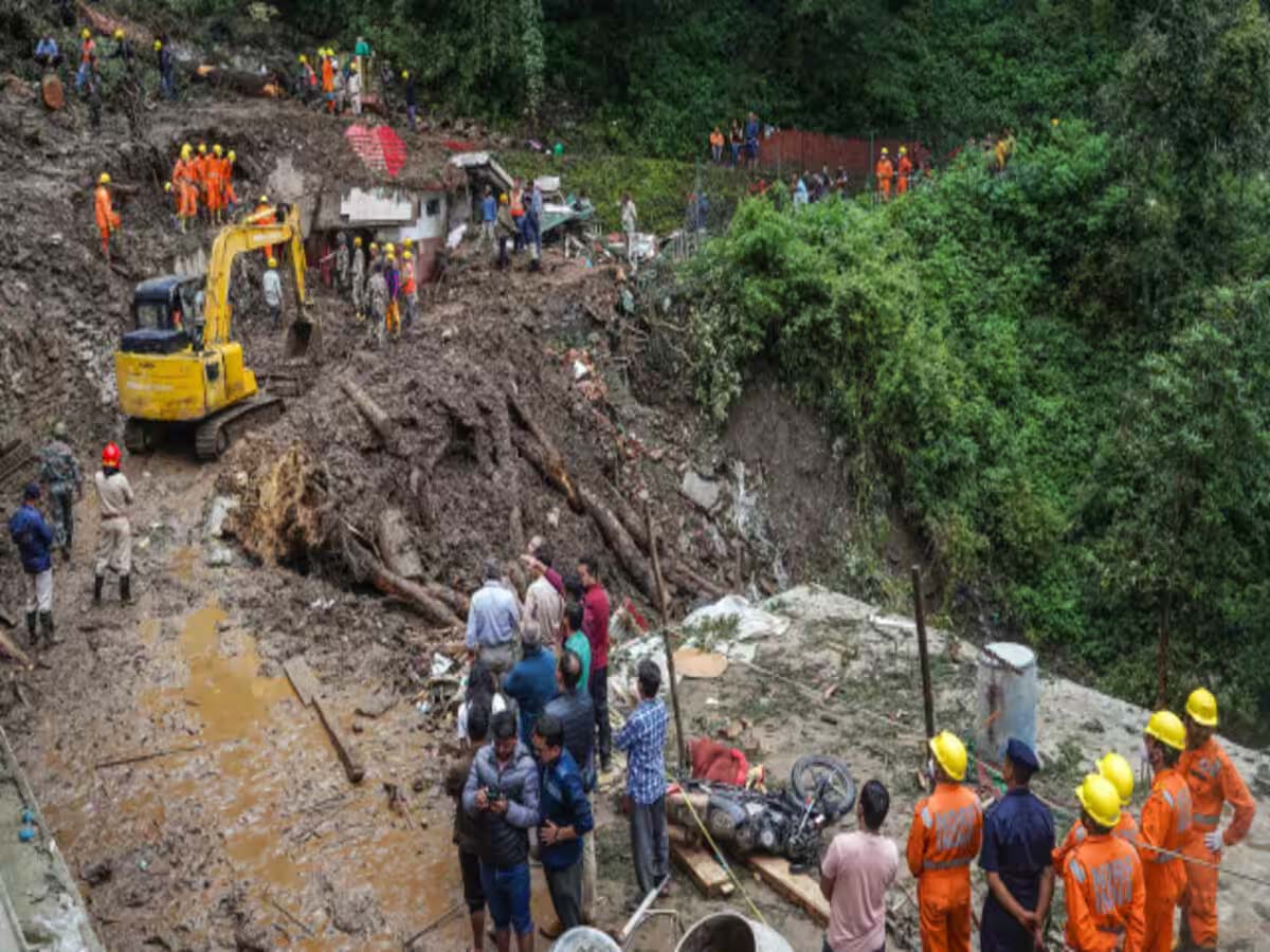 पहाड़ों की कटाई कर NHAI लाई बर्बादी, शिमला की आपदा पर भूवैज्ञानिक ने फोड़ा ठीकरा