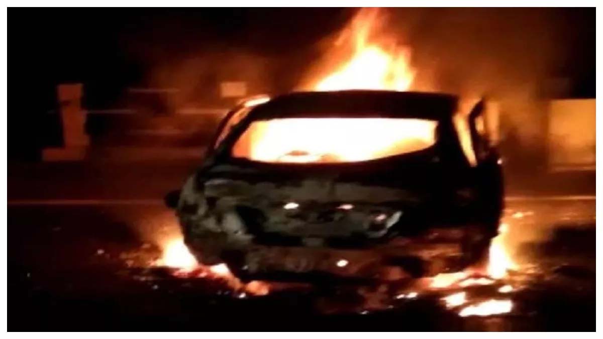 केरल में कार विस्फोट में एक व्यक्ति की जलकर मौत, फोरेंसिक टीम कर रही है जांच