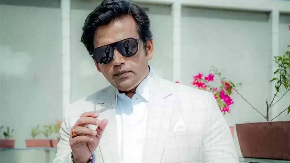 ravikishan1.jpg