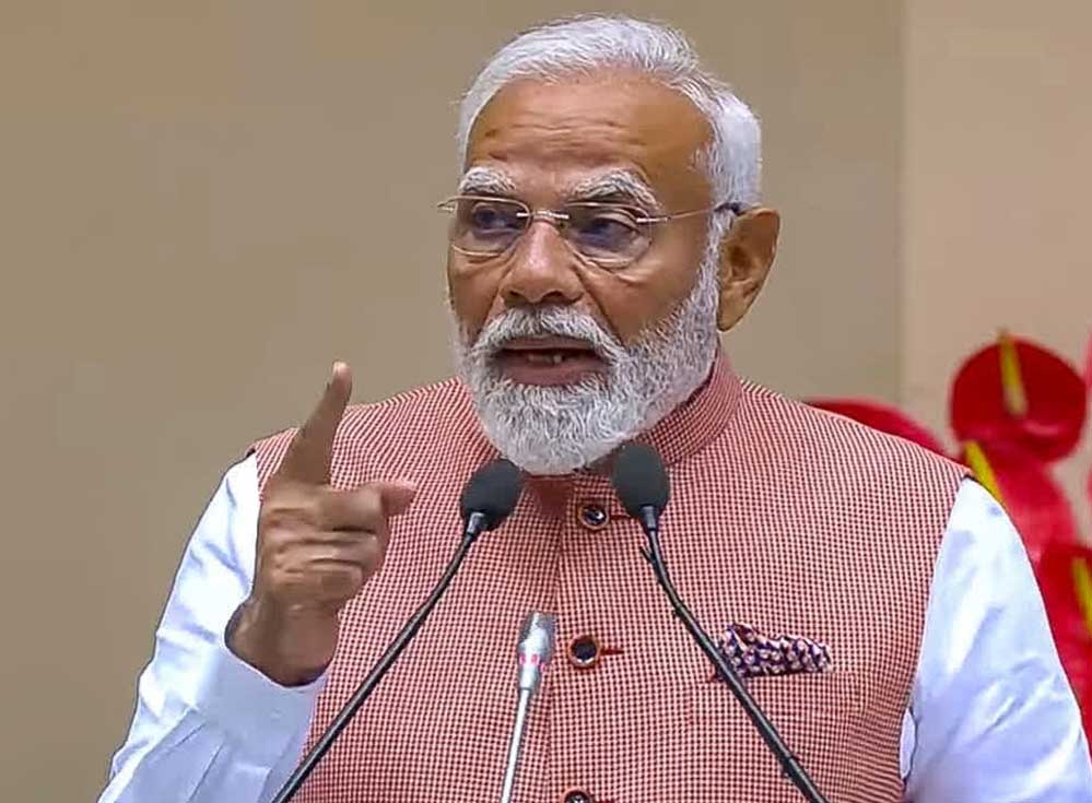 modi_2_A_87_3-1.jpg