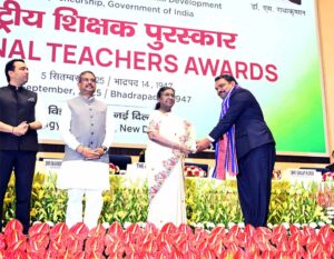 award1.jpg