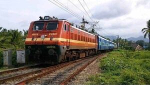 train2-3.jpg