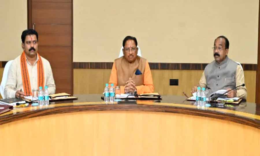 cabinet01.jpg