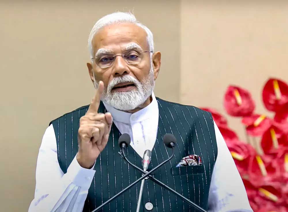 modi_2_A_87_1.jpg