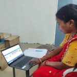 आधार से जुड़ी सेवाएं उपलब्ध करा आत्मनिर्भर बनी संगीता सिंह