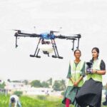 आधुनिक खेती में महिलाओं का बढ़ता कदम, आगर की रीना बनीं ड्रोन सखी, ड्रोन तकनीक से बदली तस्वीर