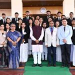 मुख्यमंत्री साय से मिले प्रशिक्षु न्यायाधीश, बोले— लोकतंत्र के तीसरे स्तंभ की अहम जिम्मेदारी निभानी होगी