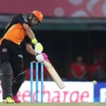 आईपीएल 2017 का पहला मैच: युवराज सिंह का चला जादू, SRH ने RCB को दी करारी शिकस्त