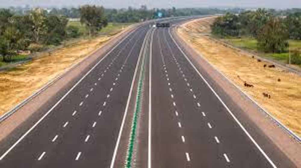 लखनऊ-कानपुर एक्सप्रेसवे तैयार,275 रुपये टोल, 120 की रफ्तार से दौड़ेंगी गाड़ियां