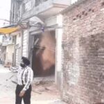 अमृतसर में नशा तस्करों पर बड़ा एक्शन: तस्कर के घर पर चला बुलडोजर, SSP बोले- कार्रवाई जारी रहेगी