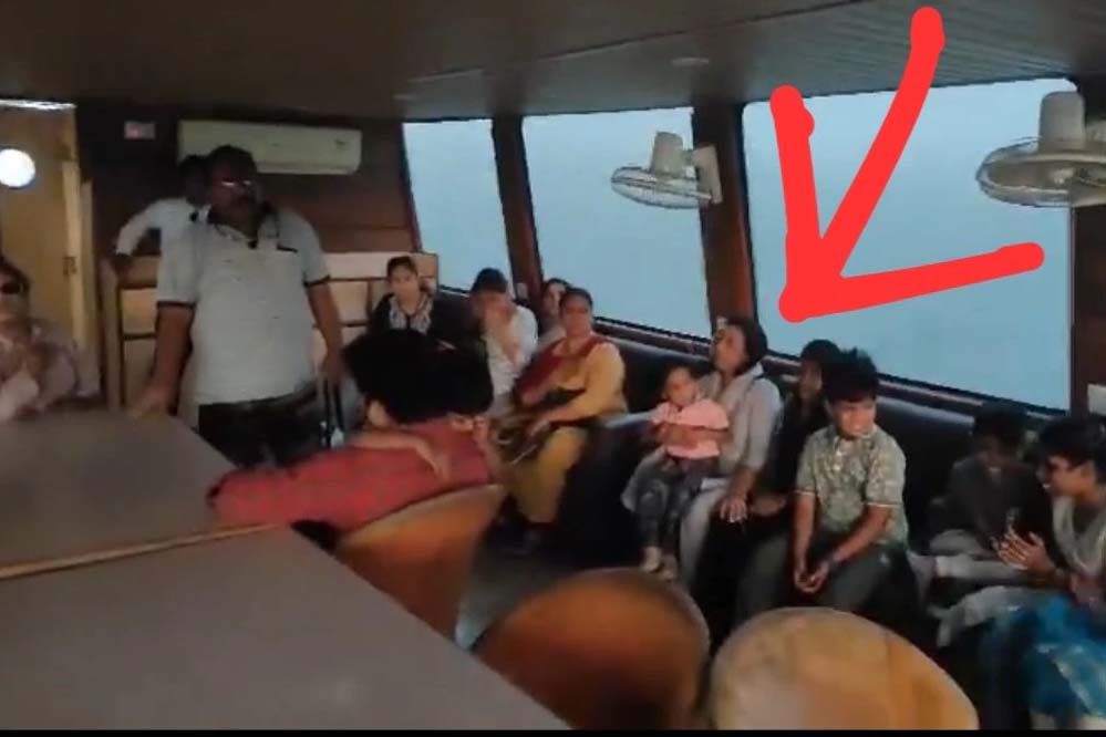 जबलपुर क्रूज हादसे का नया वीडियो: डूबने से पहले बांटे गए लाइफ जैकेट्स
