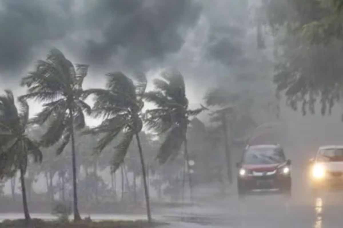 बिहार में मौसम का बदला मिजाज, 19 जिलों में आंधी-पानी का अलर्ट जारी
