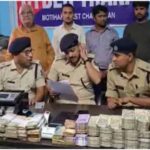 मोतिहारी में बड़ा साइबर फ्रॉड खुलासा, 69 लाख कैश के साथ 6 गिरफ्तार