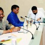 विकास कार्यों में देरी बर्दाश्त नहीं, उद्योग मंत्री देवांगन ने अधिकारियों को दिए सख्त निर्देश