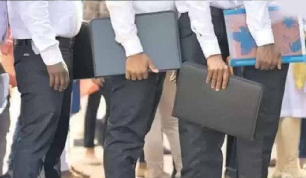 चंडीगढ़ एस्टेट ऑफिस में नया ड्रेस कोड लागू, ग्रुप C और पूर्व D कर्मचारियों के लिए यूनिफॉर्म जरूरी