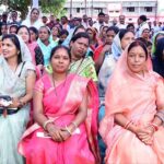 सरगुजा जिले के ग्राम सिलमा में अचानक उतरा मुख्यमंत्री  साय का हेलीकॉप्टर