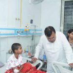 ऊर्जा मंत्री  तोमर ने रात में किया सिविल अस्पताल हजीरा, बिरला नगर सहित विद्युत केन्द्रों का औचक निरीक्षण