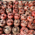 क्या गैस सिलेंडर होगा महंगा? सरकारी सब्सिडी पर पड़ेगा असर, इस रिपोर्ट ने बढ़ाई चिंता