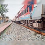 करोड़ों की परियोजना में बड़ी लापरवाही: ट्रेन–प्लेटफॉर्म गैप बढ़कर बना जानलेवा खतरा