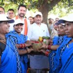 एक चौपाल ऐसा भी जहाँ खुशियों और तालियों की रही गूंज