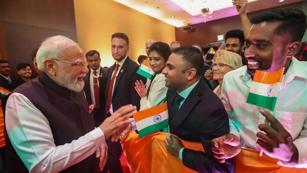 रोटी-नमक और ‘वंदे मातरम्’ से हुआ PM मोदी का भव्य स्वागत, स्लोवाकिया दौरे से खुलेंगे रिश्तों के नए अध्याय