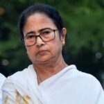 ‘पार्टी से गद्दारी मां से धोखा देने जैसी’, ममता बनर्जी ने बागी नेताओं को दी कड़ी चेतावनी