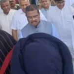 पेपर लीक मामले पर कांग्रेस का केंद्र सरकार पर हमला, केंद्रीय मंत्री धर्मेंद्र प्रधान का किया घेराव