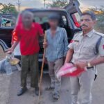 खंडवा के डायल-112 हीरोज रास्ता भटके 80 वर्षीय बुजुर्ग को सुरक्षित परिजनों से मिलाया