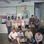 रायपुर नाका क्षेत्र में जुआ पर मोहन नगर पुलिस की बड़ी कार्यवाही, 12 आरोपी गिरफ्तार, ₹9.04 लाख नगदी एवं मोबाइल सहित ताश पत्ती जप्त