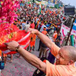 कांवड़ यात्रा को लेकर CM योगी के सख्त निर्देश, म्यूजिक सिस्टम से मांस-शराब की दुकानों तक जारी किए अहम आदेश