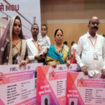 सीएम योगी ने स्वच्छ व हरित विद्यालयों के प्रधानाचार्यों/प्रधानाध्यापकों का किया सम्मान