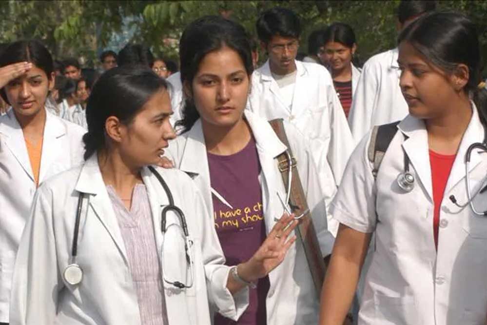 Doctor_123_1.jpg