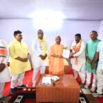 भदोही का नाम संत रविदास नगर किए जाने की घोषणा का रविदासिया समाज ने किया स्वागत