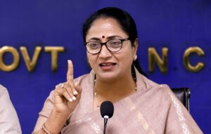 cm_rekha_3-3.jpg