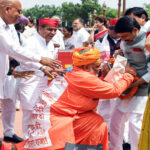 भाजपा से मिल रही लगातार हार, इसलिए संतों और सनातन को राहुल-अखिलेश और पप्पू कर रहे बदनाम : महंत राजू दास