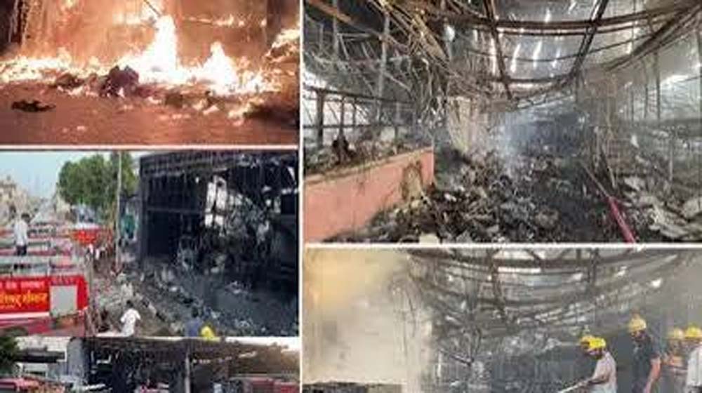 सीकर में भीषण अग्निकांड, दो EV शोरूम में 40 वाहन जलकर खाक; 3.5 करोड़ का नुकसान