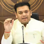 एक भी स्कूल बंद नहीं हुआ… अखिलेश के आरोपों पर योगी सरकार का पलटवार, सपा राज पर भी साधा निशाना