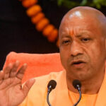 चाचा-भतीजे की जोड़ी लूटने निकल जाती थी’, CM योगी का सपा पर तीखा हमला