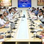 बिलासपुर कलेक्टर सख्त, पाठ्यपुस्तकें नहीं लेने वाले निजी स्कूलों को जारी करें नोटिस