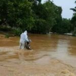 Bastar में डेंजर लेवल के पार इंद्रावती नदी, लगातार बारिश से नदी-नाले उफान पर