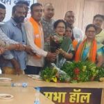 नगर पंचायत नगरी में उत्कृष्ट कर्मचारियों का सम्मान, बढ़ाया हौसला