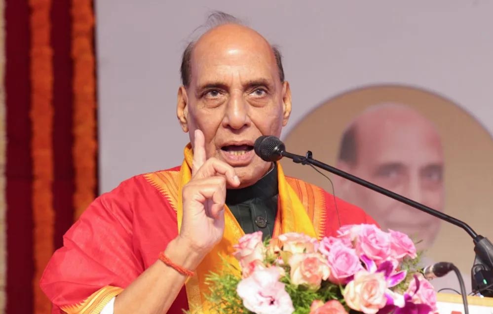 Rajnath_Singh_A_98_3.jpg