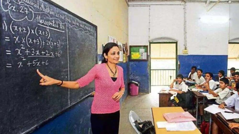 Teacher_india5_2-1.jpg
