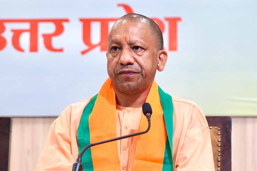Yogi04-1.jpg
