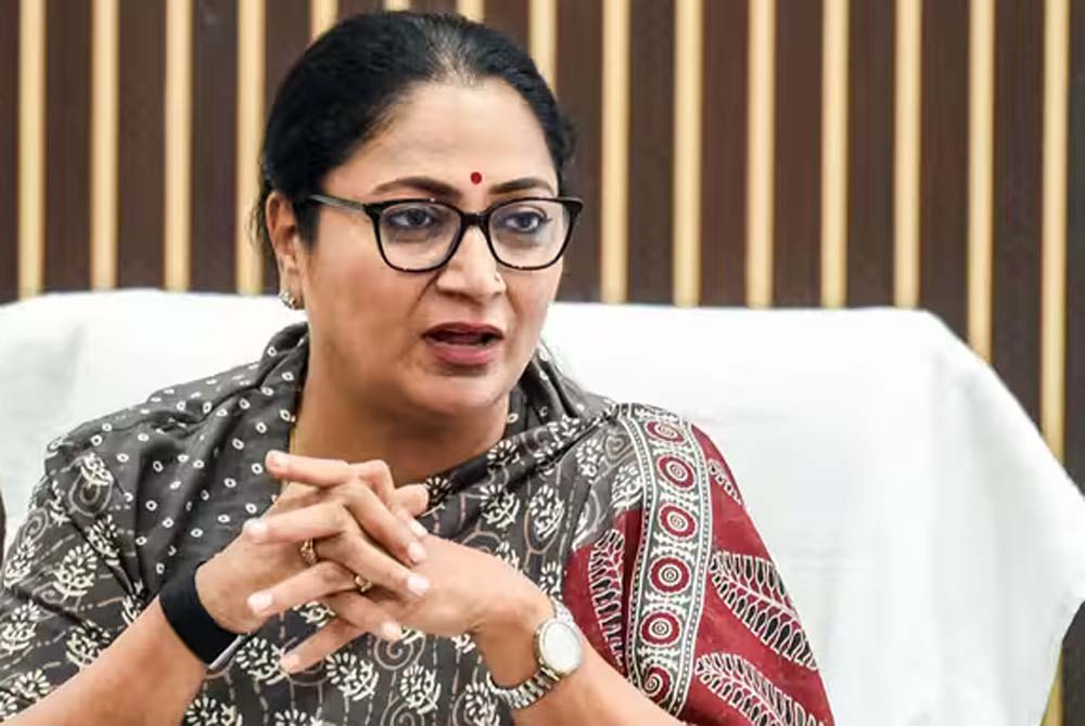 cm_rakhi.jpg