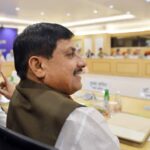 अफसर ने अटकाई फाइल तो छिन सकती है पावर! जेब से जुर्माना भी कटेगा, जानें MP का नया ऑटो एस्कलेशन कानून