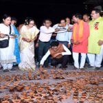 ‘आशीर्वाद का दीया’ से जगमगाया रायगढ़, सिंदूर पार्क में 40 हजार से अधिक दीप प्रज्वलित