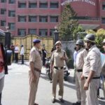 दिल्ली के कई स्कूलों को बम से उड़ाने की धमकी, मचा हड़कंप