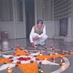 प्रधानमंत्री श्री नरेंद्र मोदी के जन्मदिवस पर मुख्यमंत्री श्री विष्णु देव साय ने अपने निवास पर जलाया ‘आशीर्वाद का दीया’