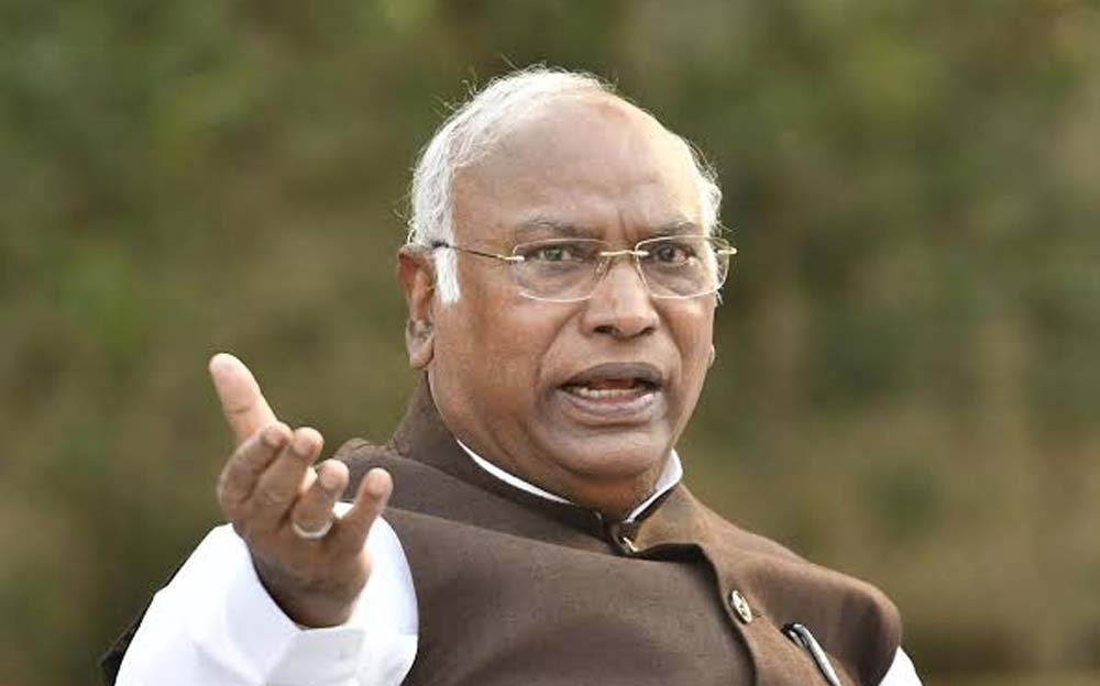 Kharge_01.jpg